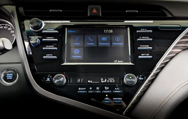 Toyota Camry, фото №8