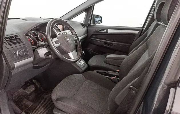 Opel Zafira, фото №6