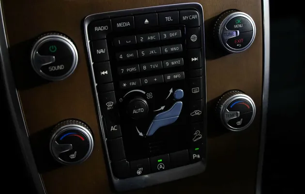 Volvo XC70, фото №7