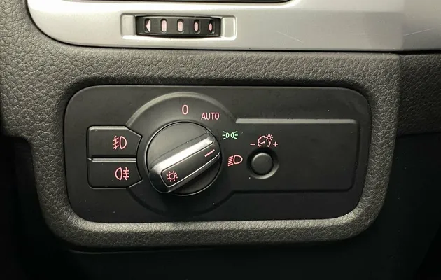 Volkswagen Touareg, фото №12