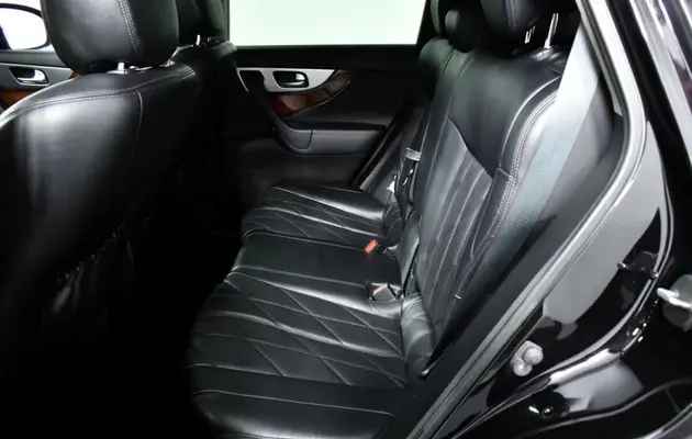 Infiniti FX, фото №8