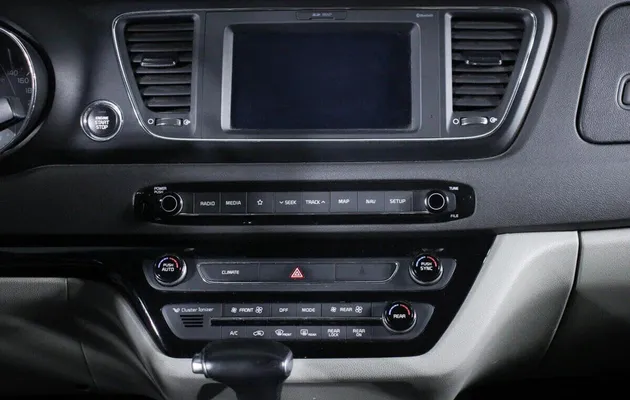 Kia Carnival, фото №8