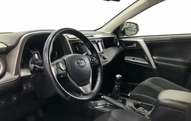 Toyota RAV4, фото №5
