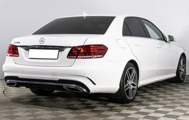 Mercedes-Benz E-Класс, фото №2