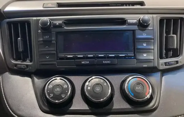 Toyota RAV4, фото №8