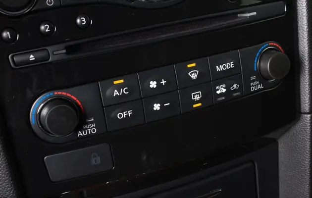 Infiniti FX, фото №9