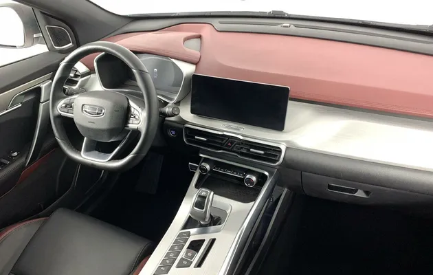 Geely Coolray, фото №6