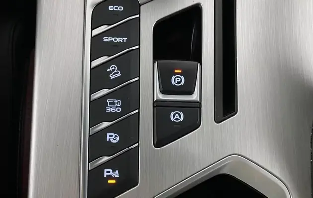 Geely Coolray, фото №11