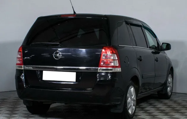Opel Zafira, фото №2