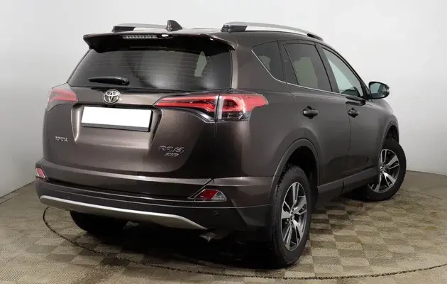 Toyota RAV4, фото №2