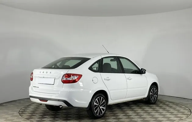 LADA (ВАЗ) Granta, фото №2