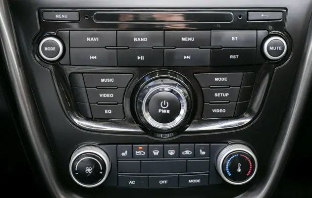 FAW Besturn X80, фото №12