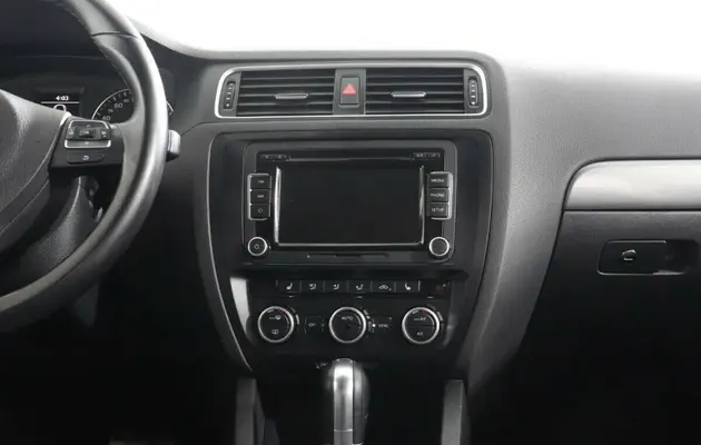 Volkswagen Jetta, фото №8