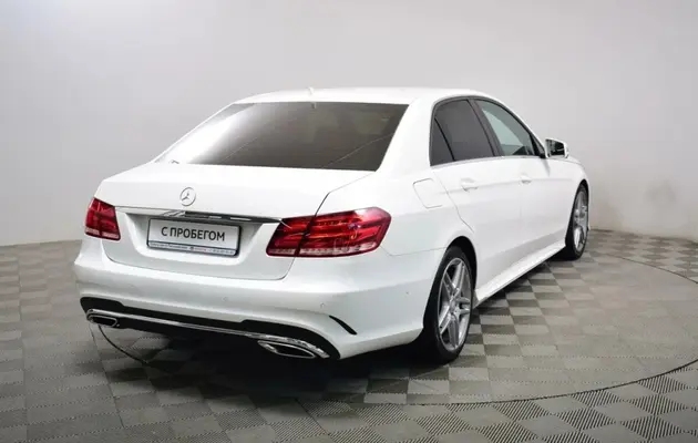Mercedes-Benz E-Класс, фото №2