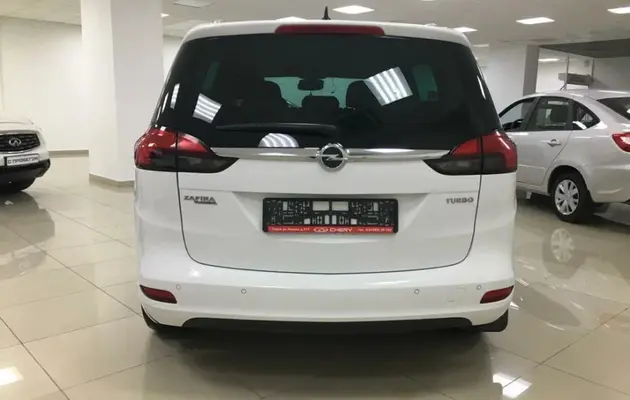 Opel Zafira, фото №4