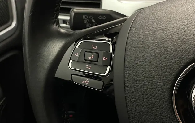 Volkswagen Touareg, фото №11