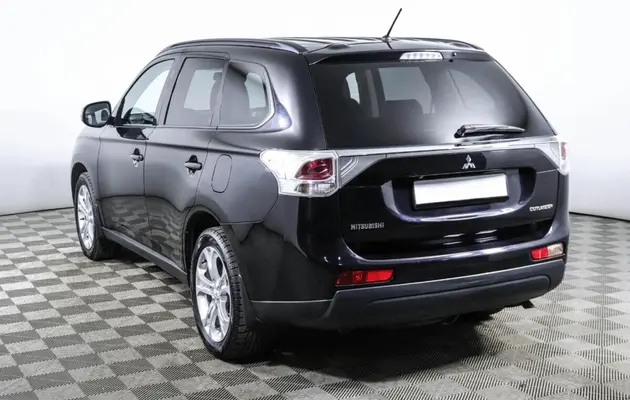 Mitsubishi Outlander, фото №4