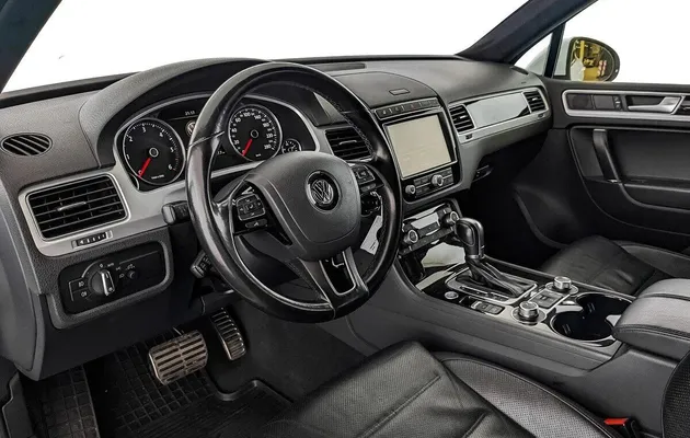 Volkswagen Touareg, фото №7
