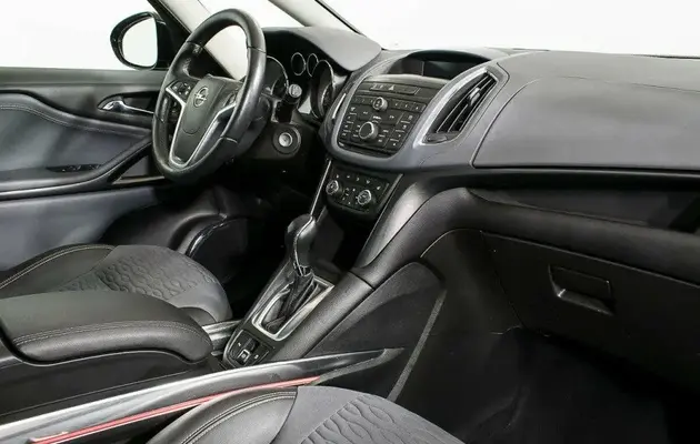 Opel Zafira, фото №7
