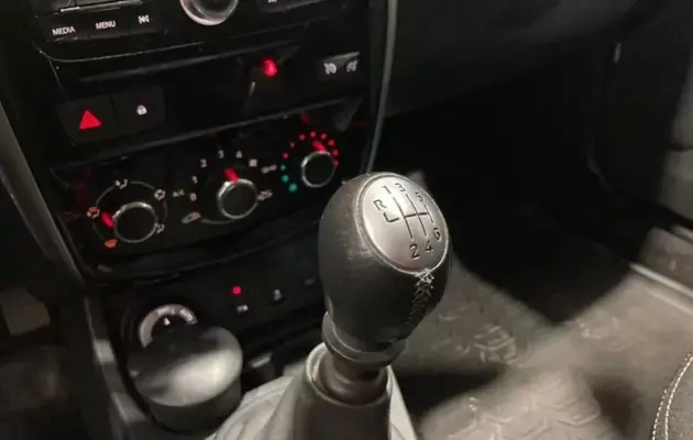 Nissan Terrano, фото №10