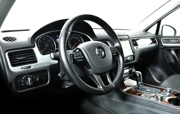Volkswagen Touareg, фото №7